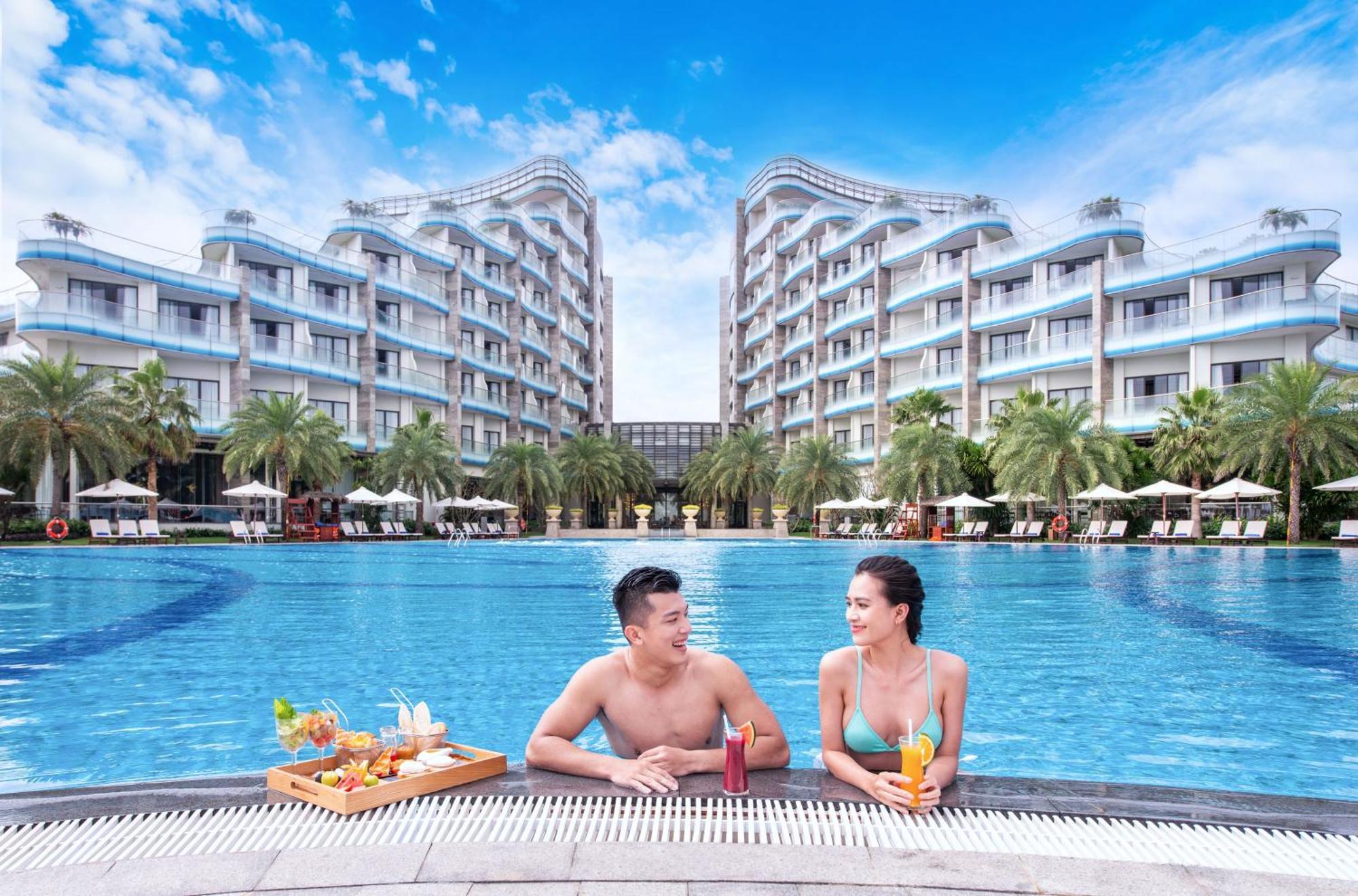 วินเพิร์ล รีสอร์ต แอนด์ กอล์ฟ นาม ฮอยอัน Hotel Ha Binh ภายนอก รูปภาพ
